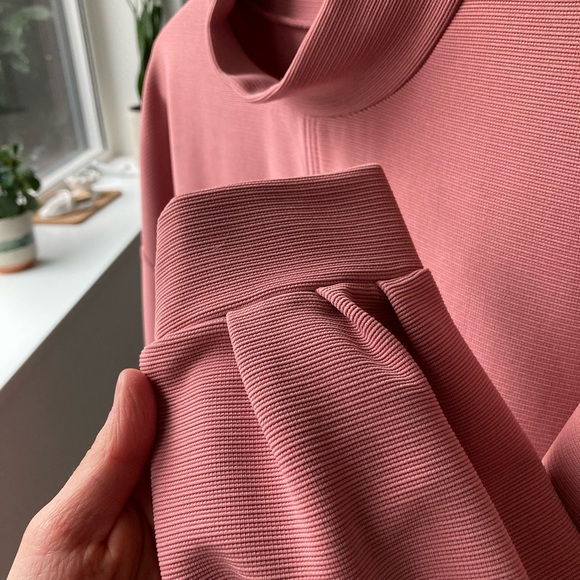 Cool cocoon pink dress XS - never worn! Perfect condition. - Picture 3 of 7